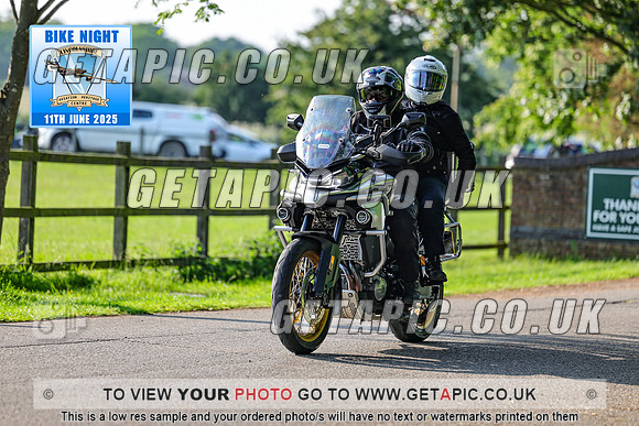 PR2506-05161_LOGO_ON_PHOTO