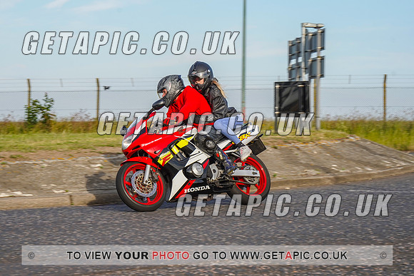 RS2206_9466