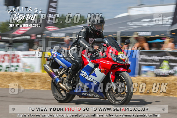 GP2508-4159-C_LOGO_ON_PHOTO