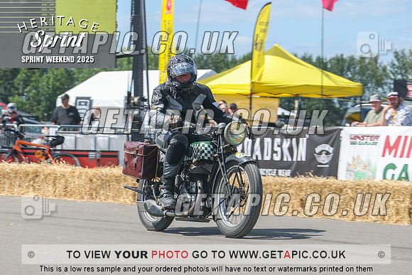 GP2508-4833_LOGO_ON_PHOTO