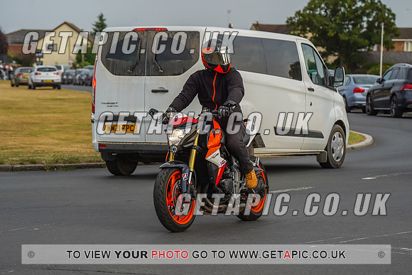 RS2207_8825