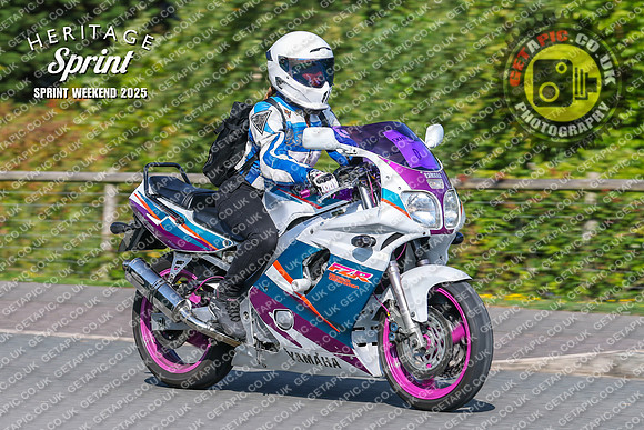Z-GP2508-6847-ARRIVALS COVER