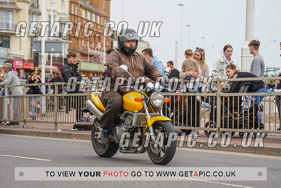RS2205_15369