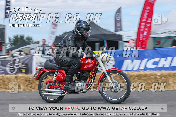 GP2508-4313_LOGO_ON_PHOTO