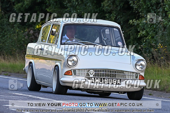 SH2409-1129-C_LOGO_ON_PHOTO