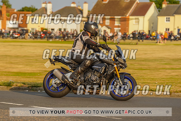 RS2207_9086