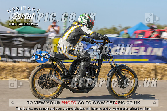 PP2508-4319-C_LOGO_ON_PHOTO