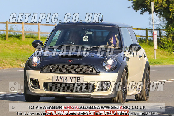 GP2406-14227-C_LOGO_ON_PHOTO