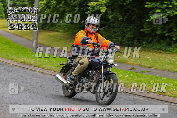 PR2407-233_LOGO_ON_PHOTO