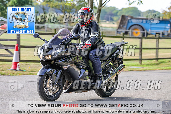 PR2508-07465_LOGO_ON_PHOTO
