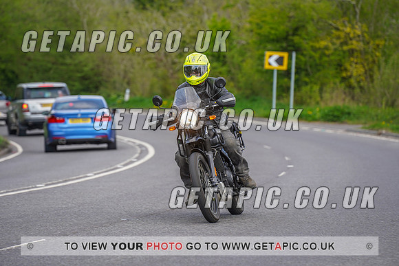 RS2204_12073