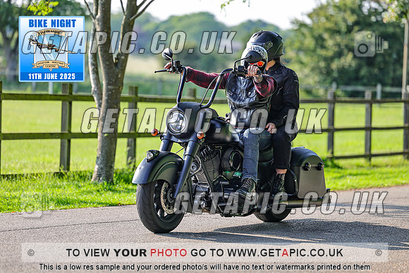 PR2506-04281_LOGO_ON_PHOTO