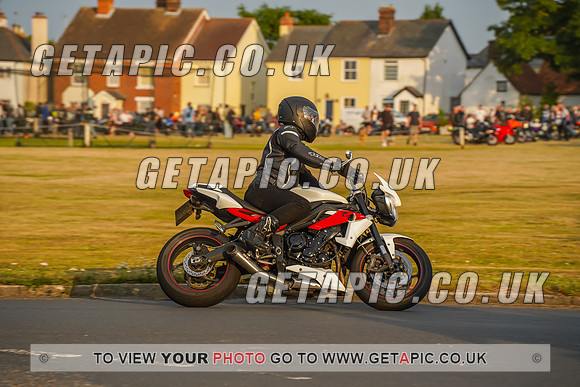 RS2207_9225