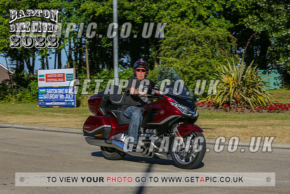 SB2207-13250_WITH_LOGO_ON_PHOTO