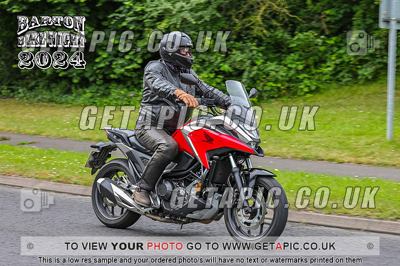 PR2407-858_LOGO_ON_PHOTO
