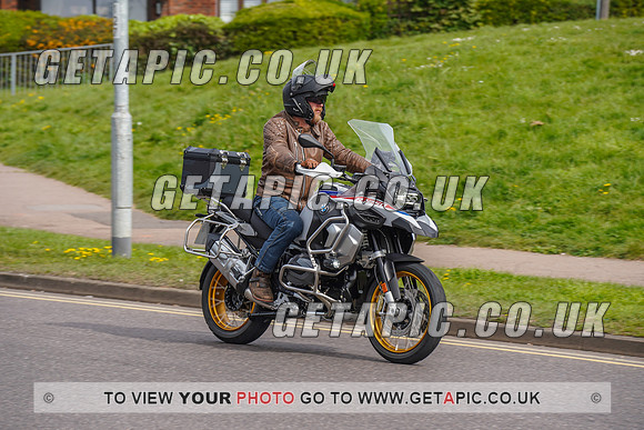 RS2204_4659