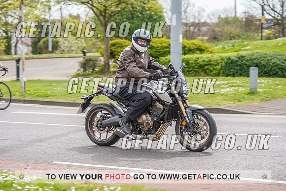 RS2204_8118