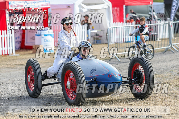 PR2408-00001-C_LOGO_ON_PHOTO