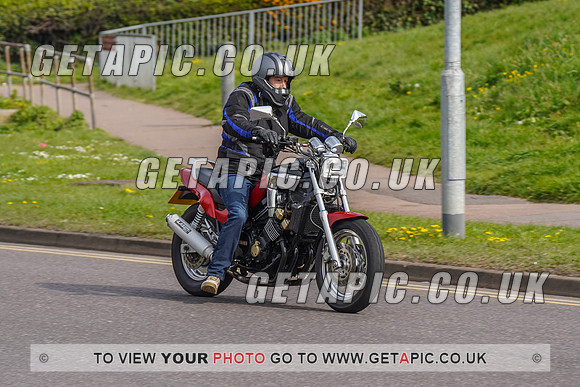 RS2204_3889