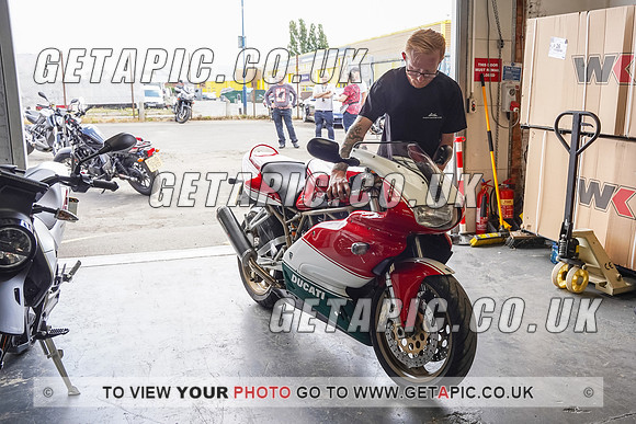 RS2207_10642