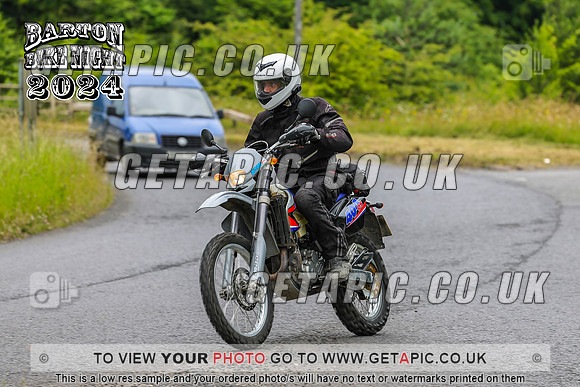 PR2407-244_LOGO_ON_PHOTO