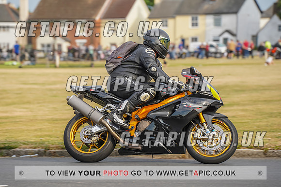 RS2207_7641