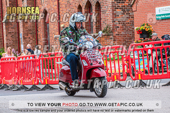 TW2508-4144_LOGO_ON_PHOTO