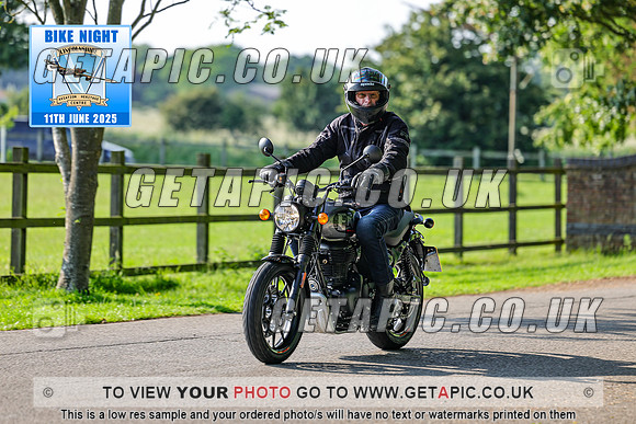 PR2506-03485_LOGO_ON_PHOTO