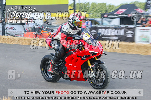 GP2508-3691-C_LOGO_ON_PHOTO