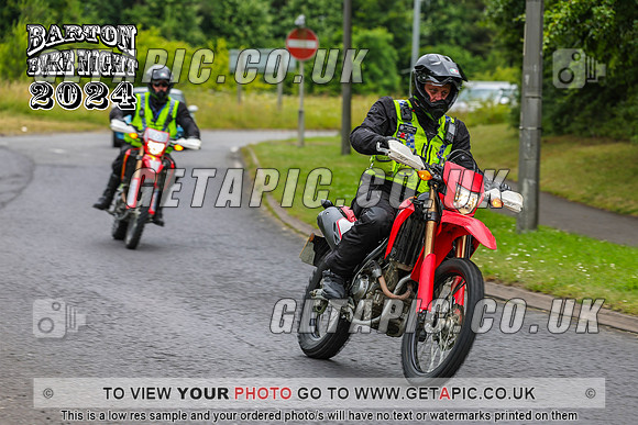 PR2407-220_LOGO_ON_PHOTO