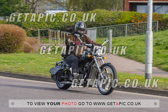 RS2204_3008
