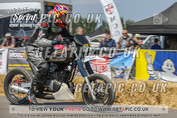 PP2508-3922_LOGO_ON_PHOTO
