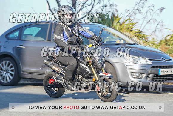 RS2110_10458