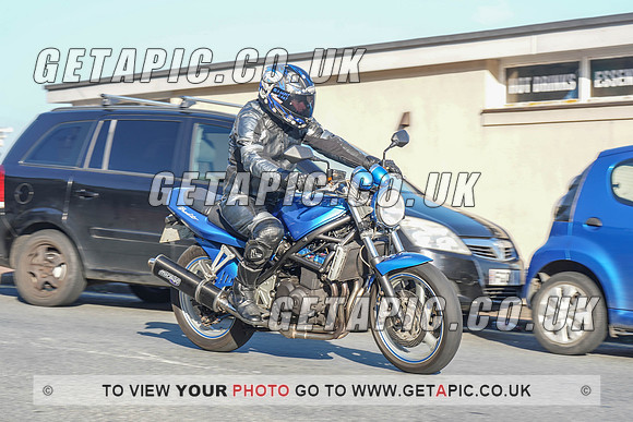 RS2110_10479