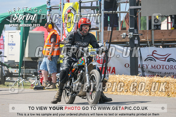 GP2508-4849_LOGO_ON_PHOTO