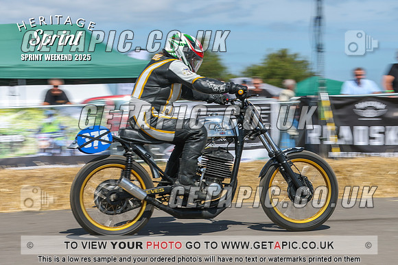 GP2508-4037-C_LOGO_ON_PHOTO