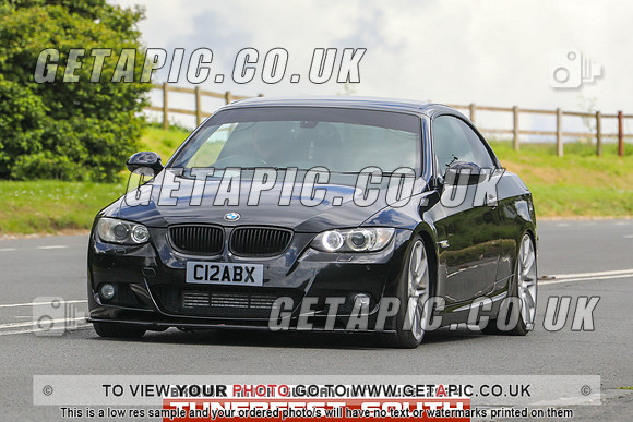 GP2406-10744-C_LOGO_ON_PHOTO