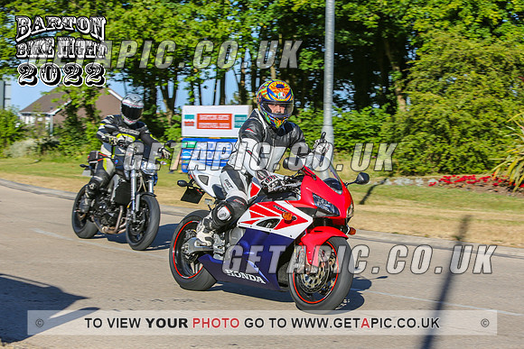SB2207-13585_WITH_LOGO_ON_PHOTO