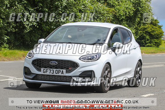 GP2406-8774-C_LOGO_ON_PHOTO