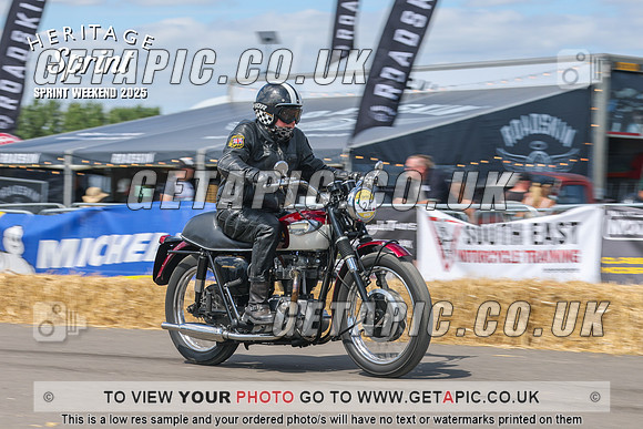 GP2508-4274_LOGO_ON_PHOTO