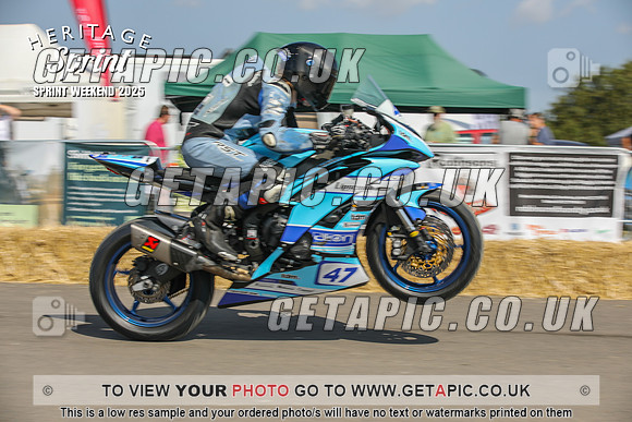 PP2508-3358_LOGO_ON_PHOTO