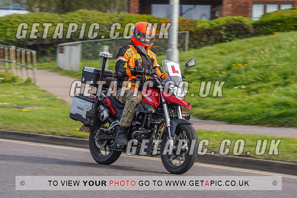 RS2204_3011