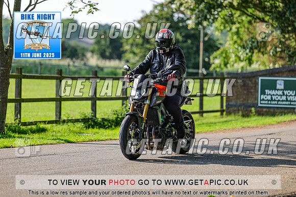 PR2506-03458_LOGO_ON_PHOTO