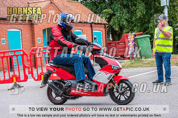 TW2508-182_LOGO_ON_PHOTO