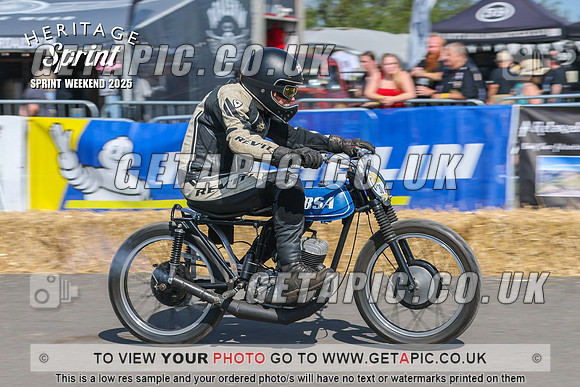 GP2508-3423-C_LOGO_ON_PHOTO