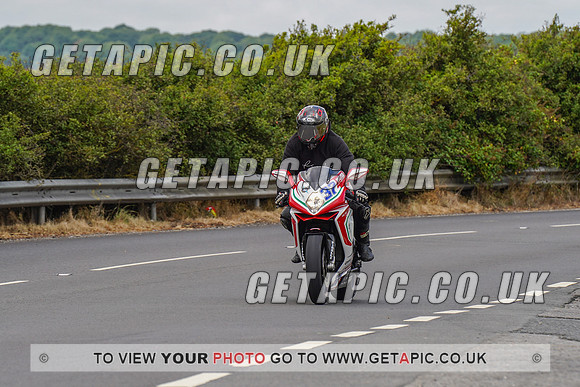 RS2207_10694