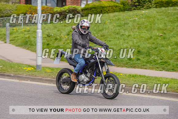 RS2204_7597