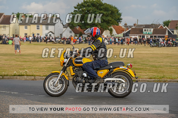 RS2207_8671