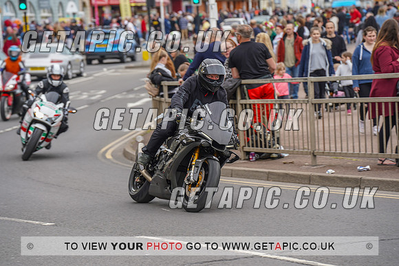 RS2205_13831