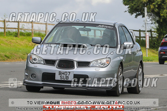 GP2406-11244-C_LOGO_ON_PHOTO
